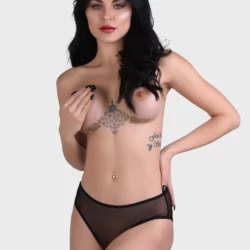 Alex : culotte ouverte